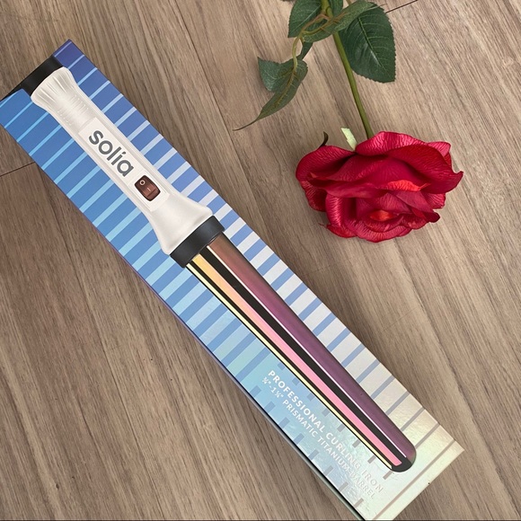 solia curling iron